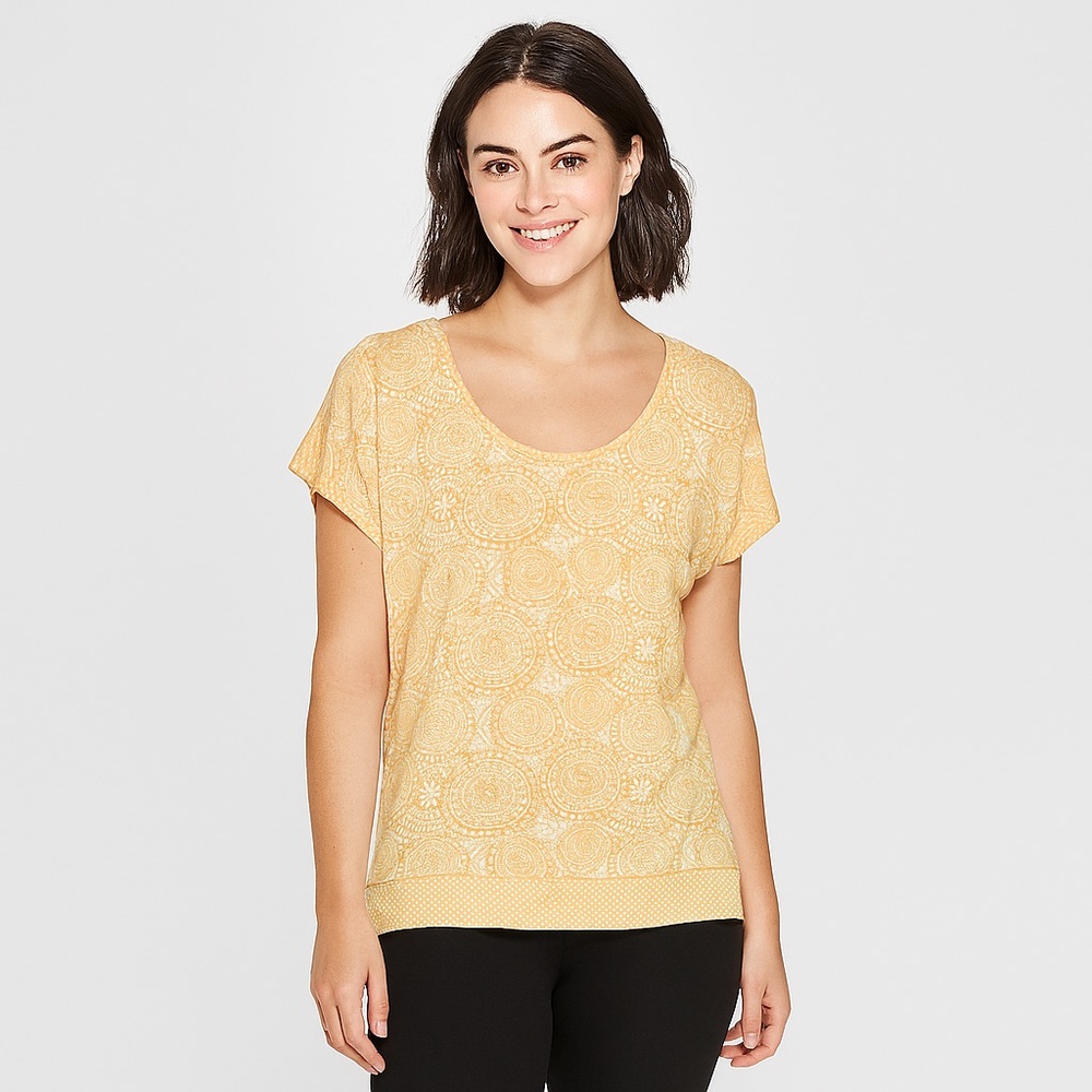 Chico’s Light Orange Geometric Abstract Mixed Print Short Sleeve Scoop Neck Tee